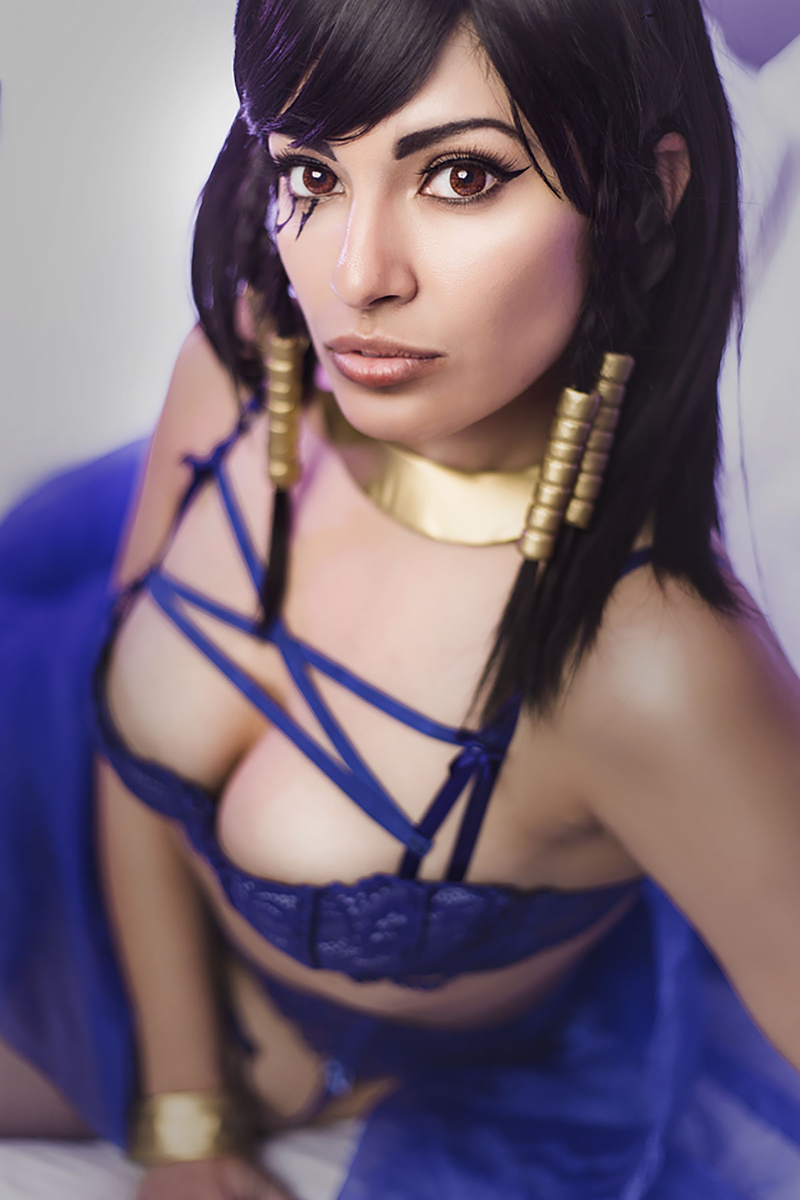 Cosplay by Meevers Desu | Photo by Elysiam Entertainment